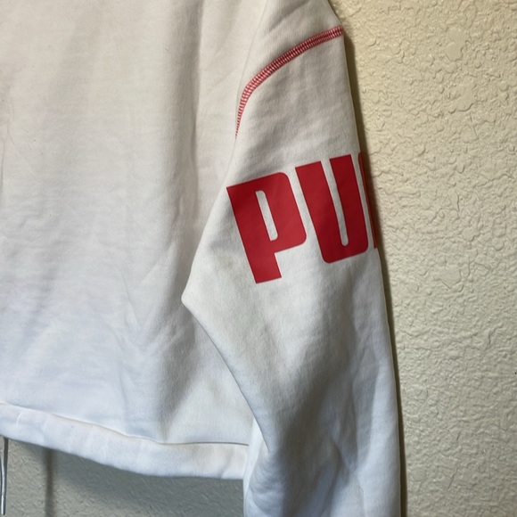 Puma Women's White Cropped Sweatshirt. Excellent Condition. Size XL. - Picture 8 of 12